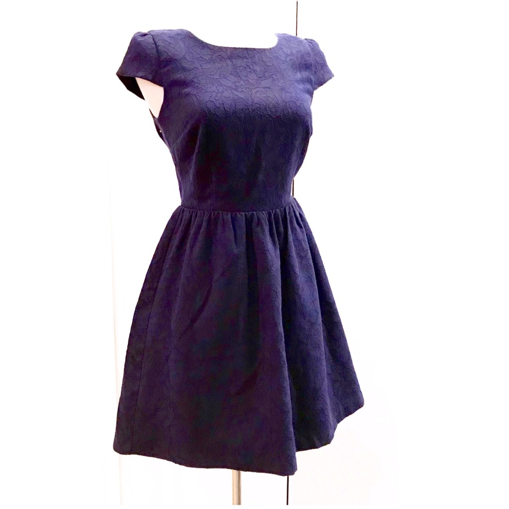 SOLD. F21 Navy Lace Cap Sleeve Fit & Flare Dress